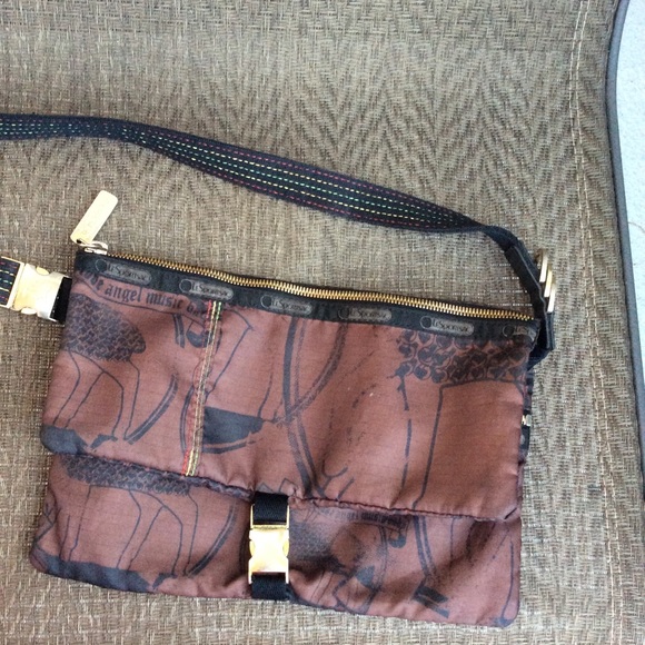 Lesportsac Handbags - LeSportsac Gwen Stefani L.A.M.B. Kiki Shoulder Bag